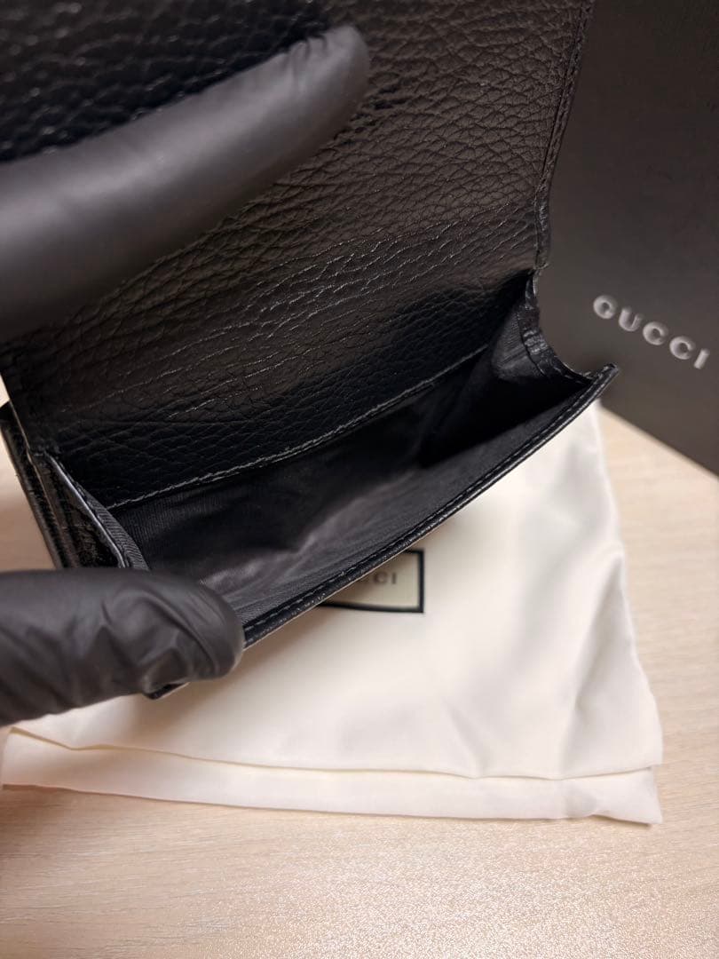 ✨ゲリラ値引き中✨GUCCI グッチ レディース 二つ折り財布