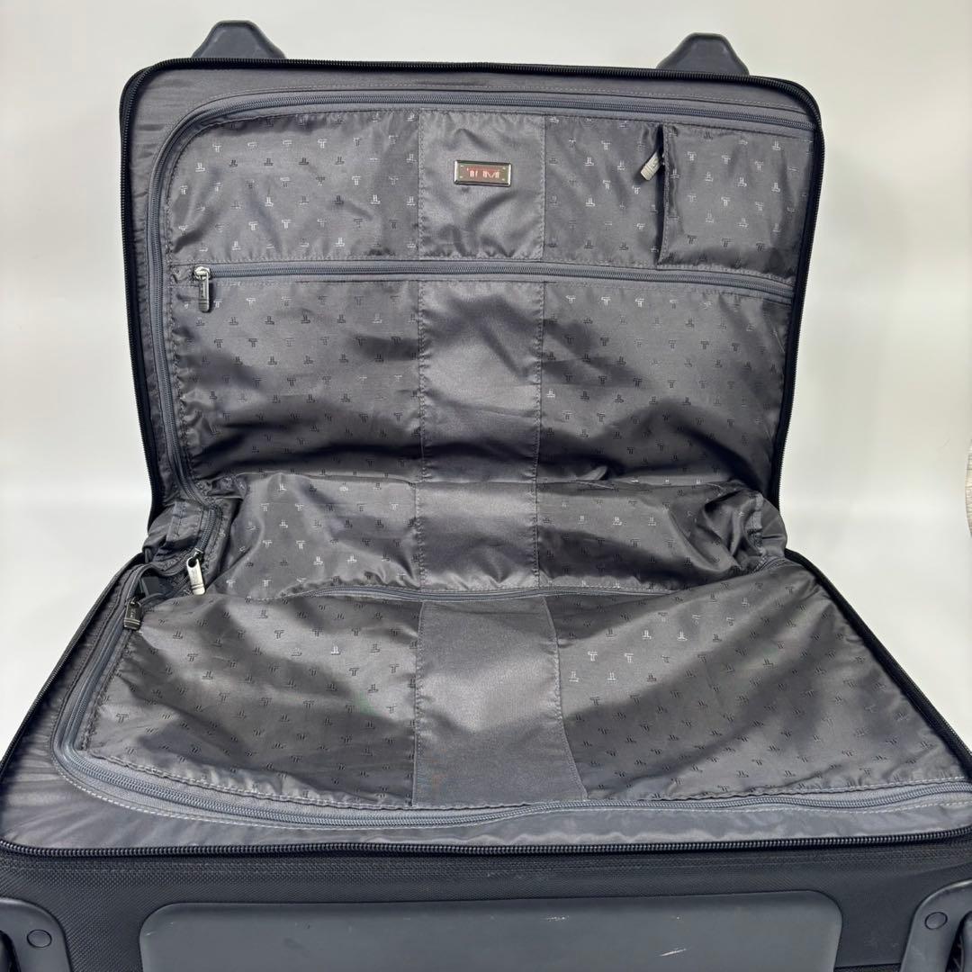 TUMI トゥミ 2輪 キャリーオン ガーメント スーツケース キャリーケース