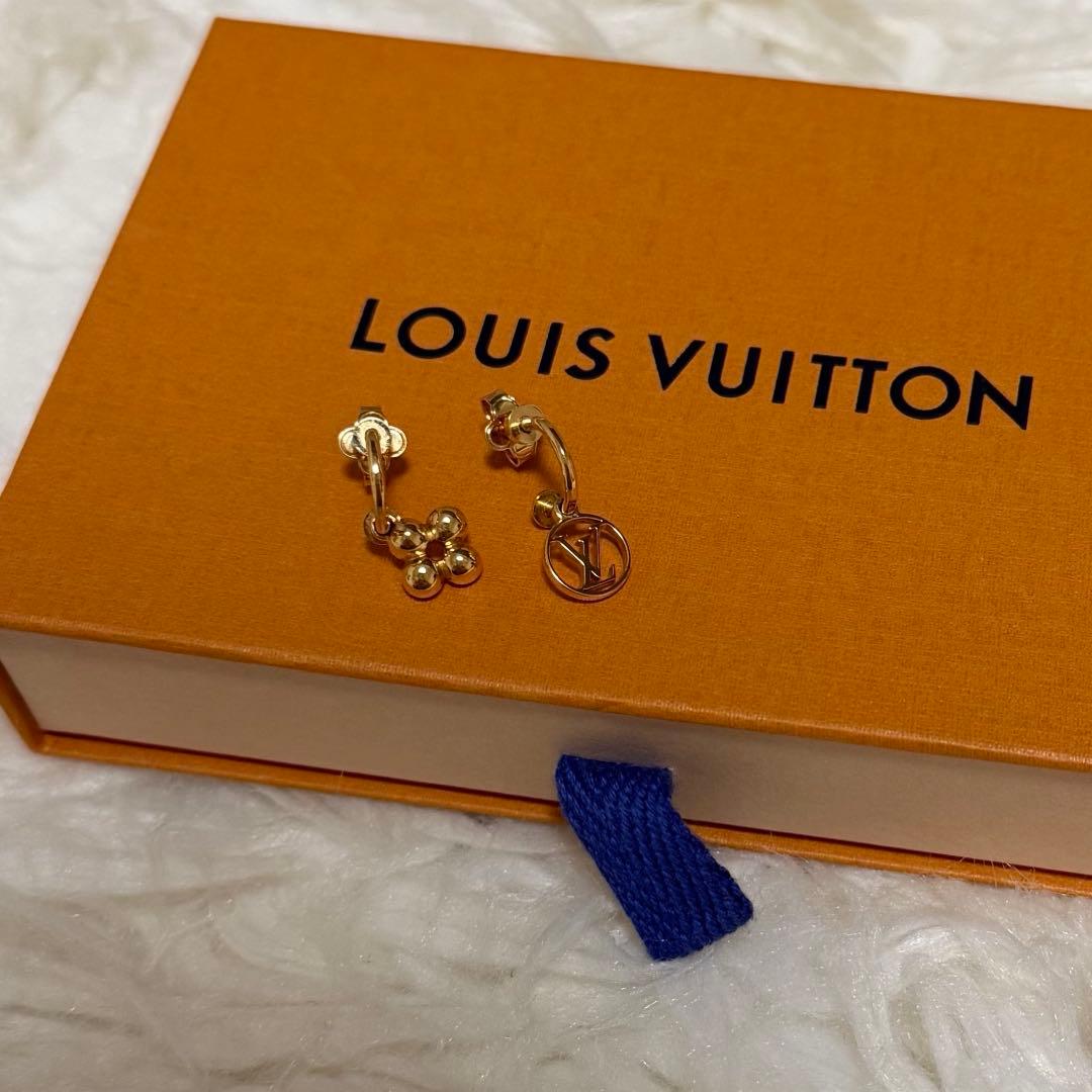 LOUIS VUITTON M64859 ピアス ブルーミング