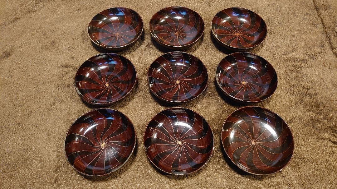 輪島塗　漆器　金蒔絵　蒔絵　ひねり文様　豆皿　菓子皿　９客