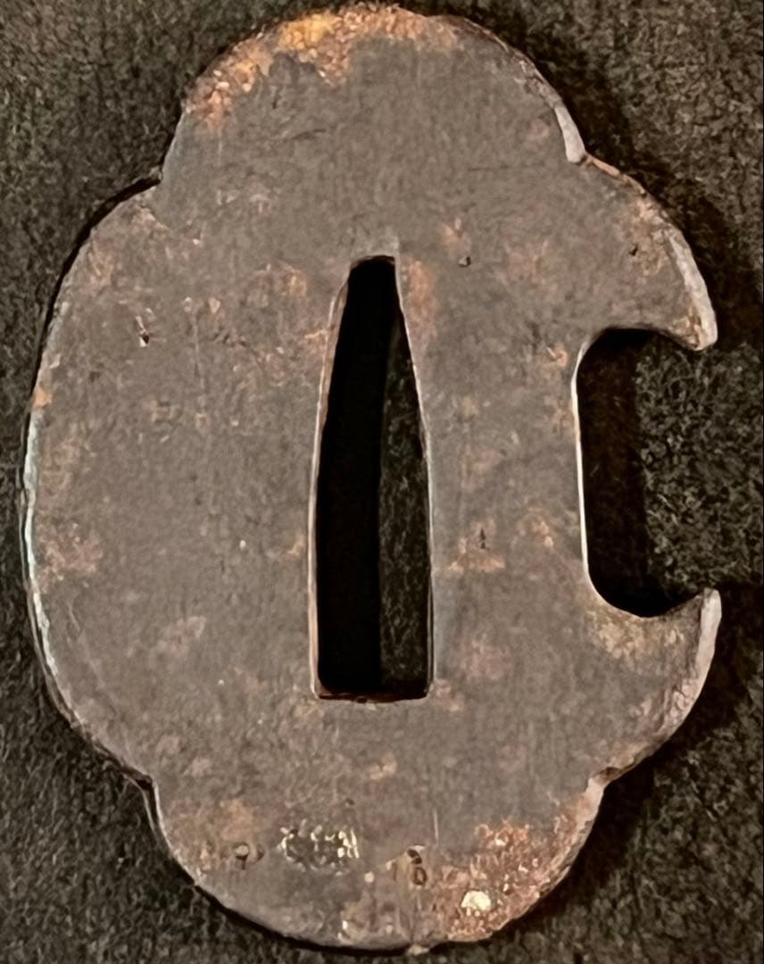 鍔　鉄地　透かし　植物象嵌　2点セット