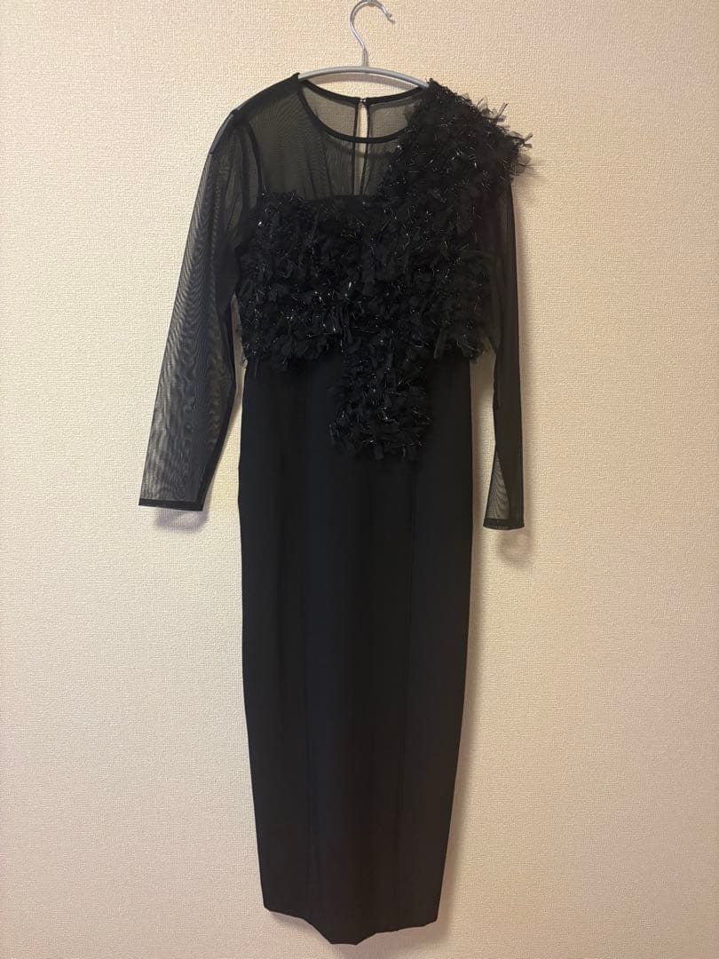 niana フリンジグリッターノットドレス