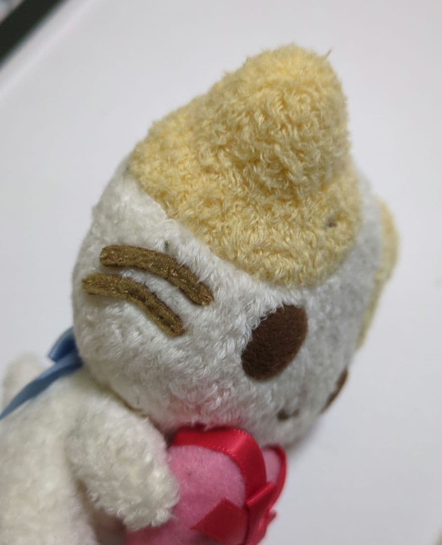 サンリオ　マシュマロみたいなふわふわにゃんこ　ぬいぐるみ　中古