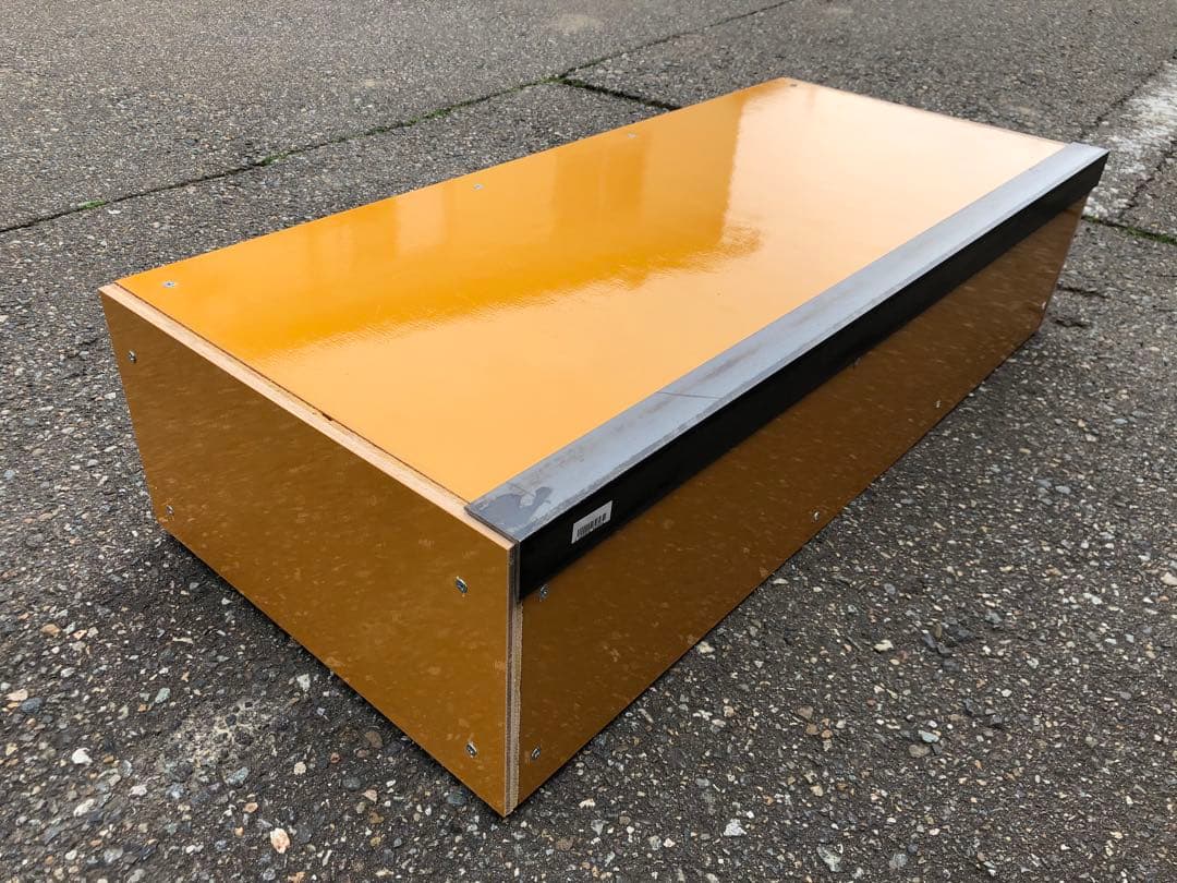 スケボーセクション　カーブボックス　マニュアル台　マニーパッド　レール