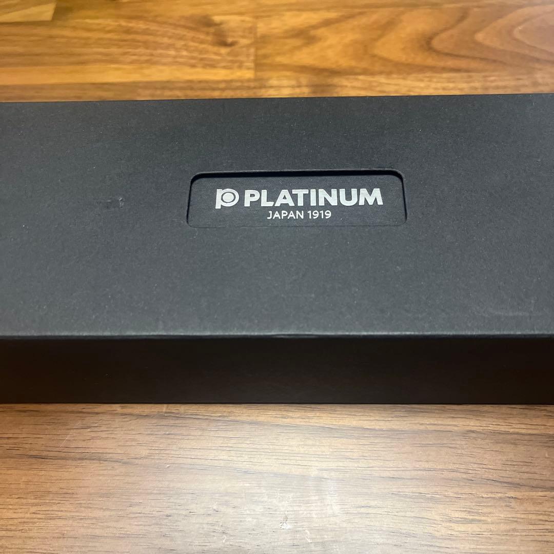 【新品】プラチナ万年筆 プレジデント 細字PTB-20000P#1-2 ブラック