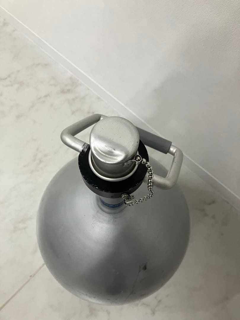 液体窒素　液化窒素　容器　シーベル10L