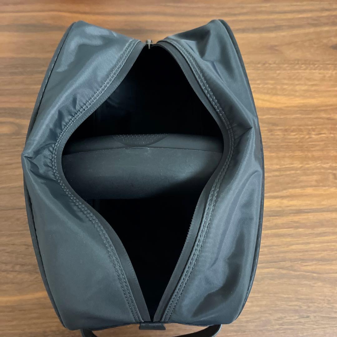 ダンヒルのポーチ