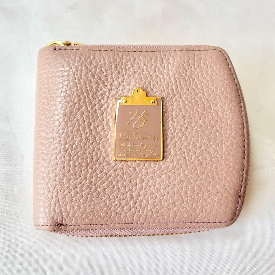 【未使用】　ハースケジュール　チェレット　二つ折りウォレット　財布　コンパクト