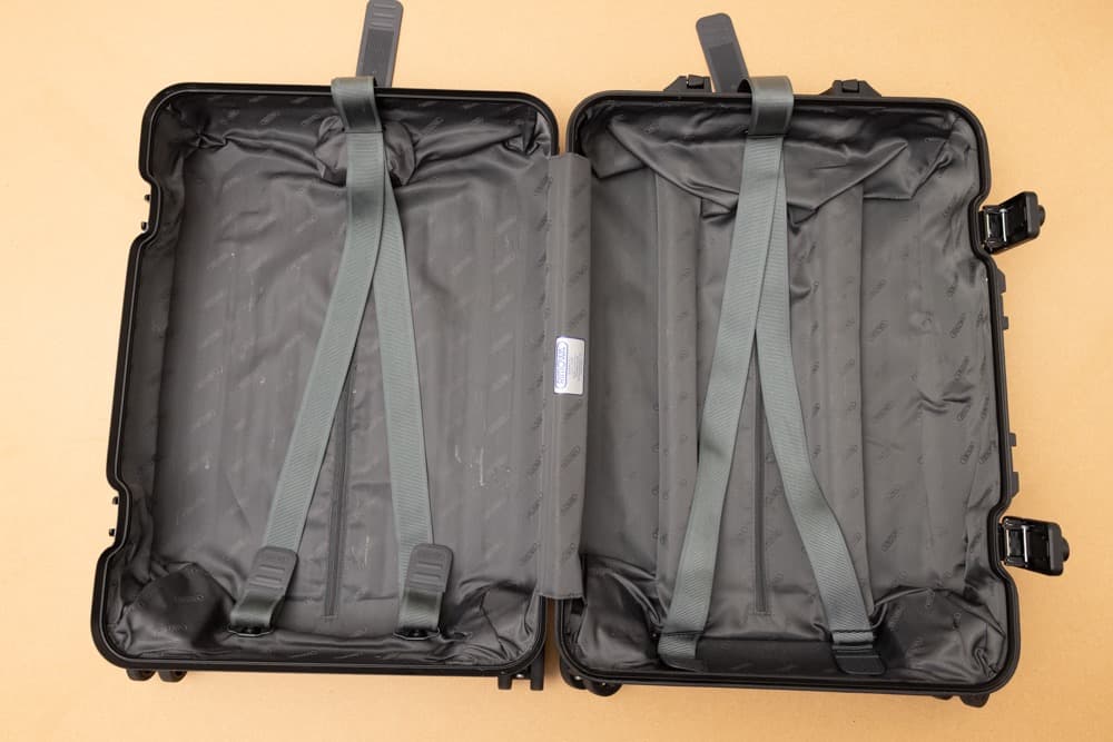 廃盤品　貴重　リモワ トパーズ ステルス 32L 機内持ち込み 4輪アルミボディ