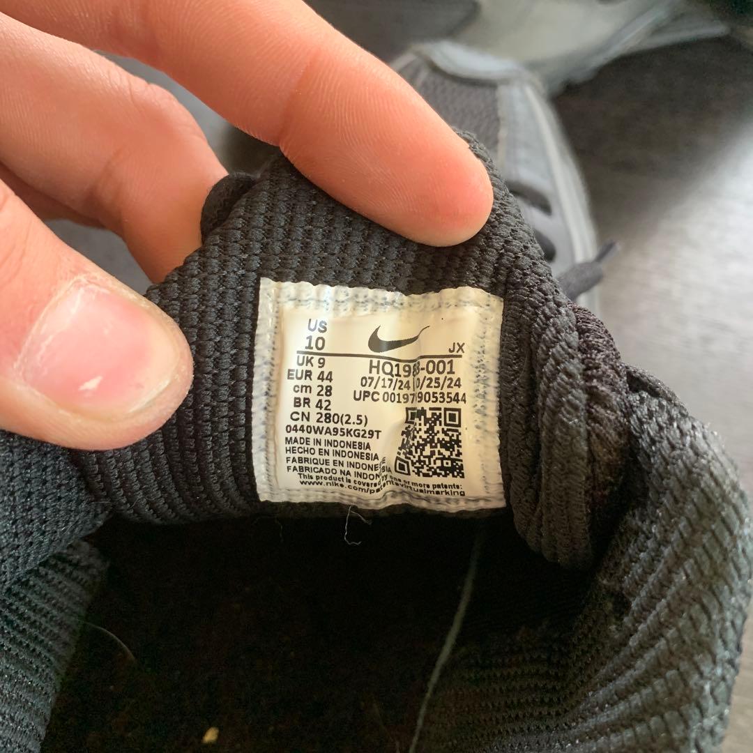 NIKE SHOX R4 ブラック 10 (UK)