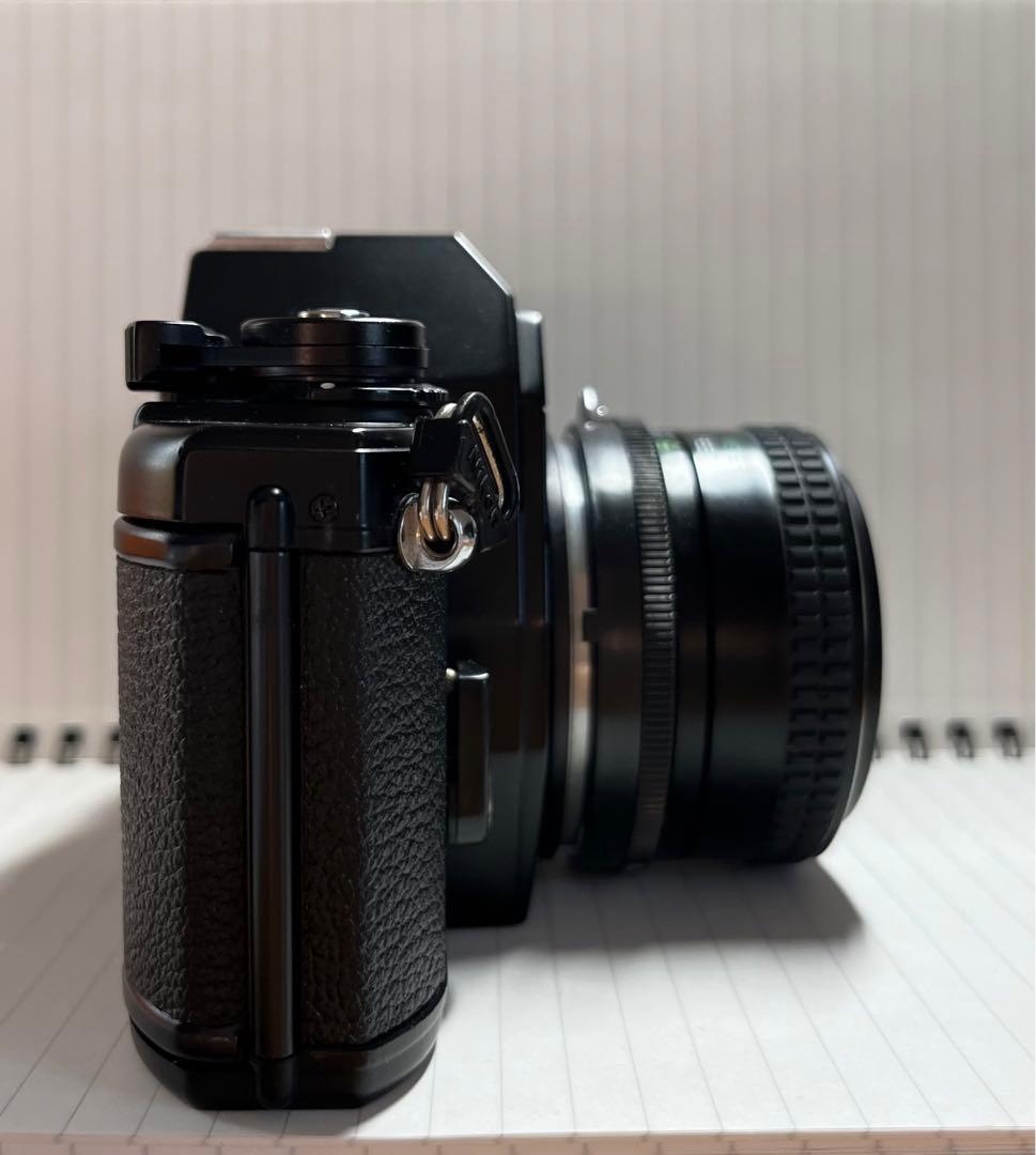 Nikon EM フィルムカメラ