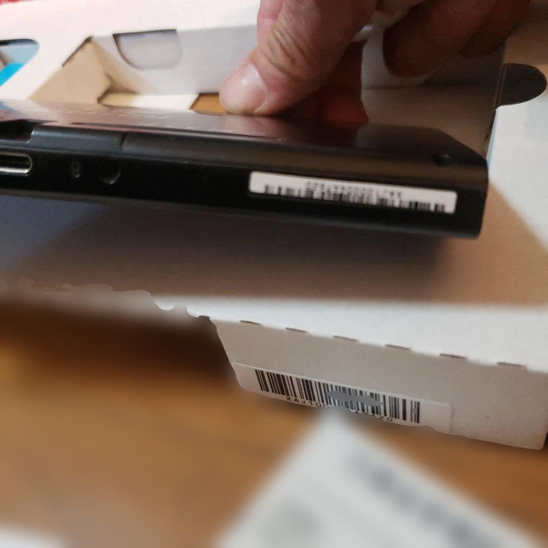 任天堂Switch本体　箱付きセット☆ Joy-Con充電グリップ付き