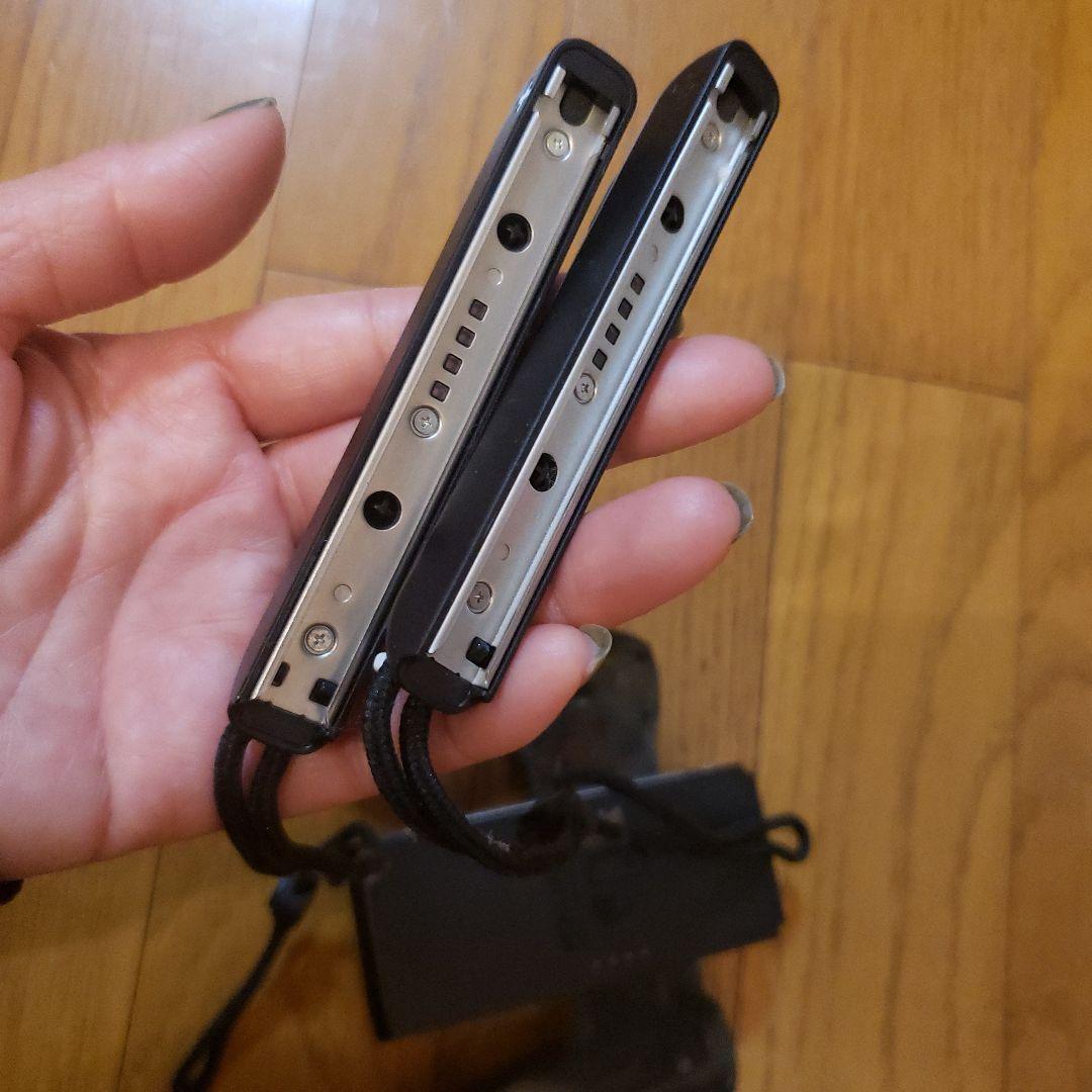 任天堂Switch本体　箱付きセット☆ Joy-Con充電グリップ付き