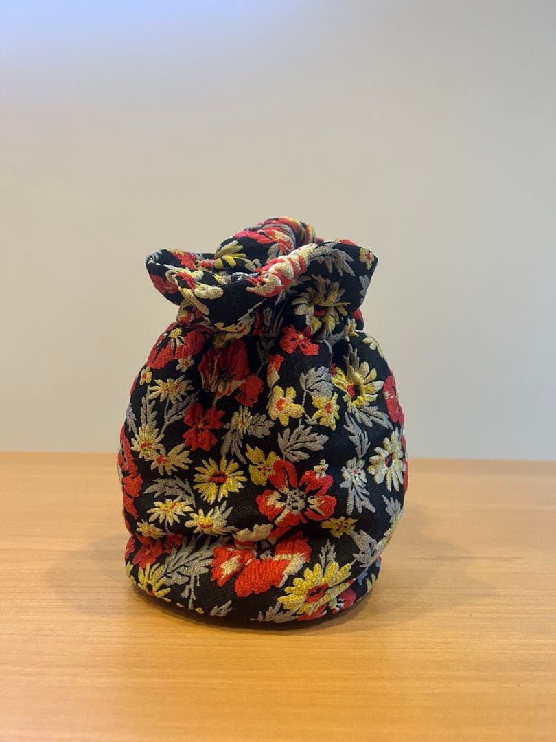 GANNI ガニー　花柄(ボタニカル)巾着バッグ