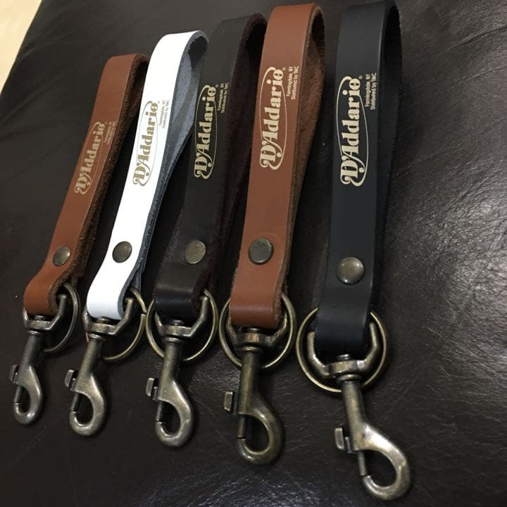 ダダリオ　キーホルダー