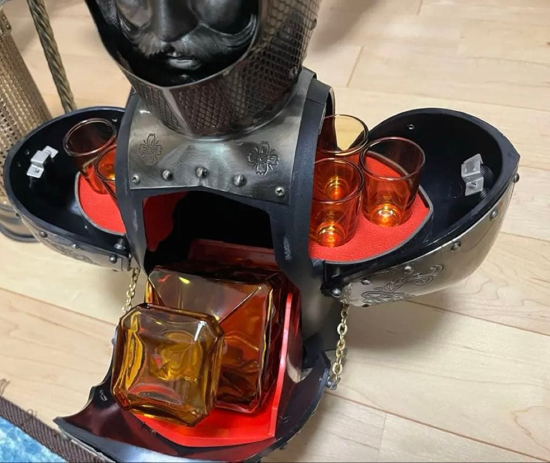 ニッカウイスキー 西洋甲冑 ボトルケース アンティーク