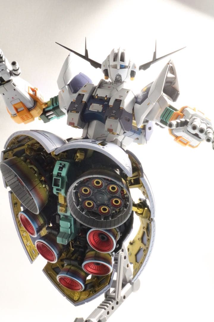 RGジオング、全塗装完成品