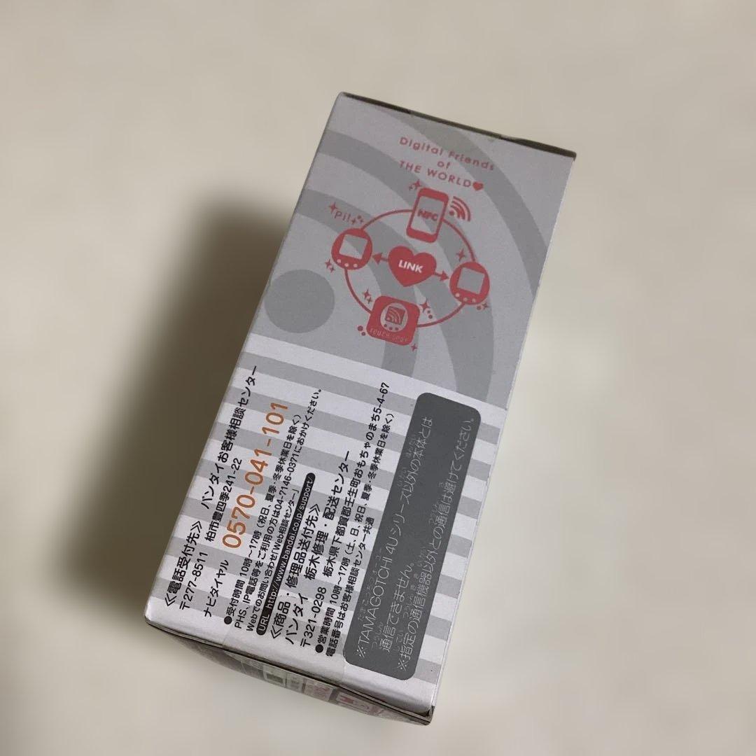 J*1様 新品未開封　TAMAGOTCHI 4U ホワイトカラー　たまごっち　バ