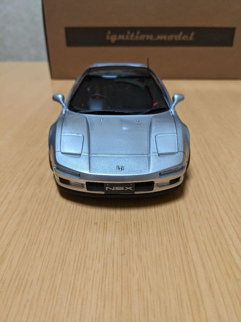 イグニッションモデル1/18　ホンダNSX(NA1)
