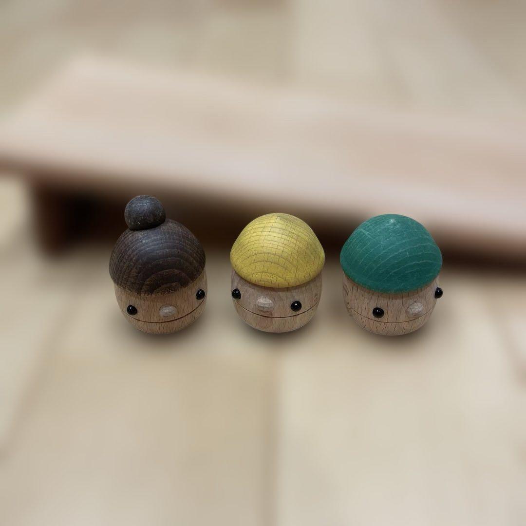 どんぐりころころ　木のおもちゃ　こまむぐ 坂付き