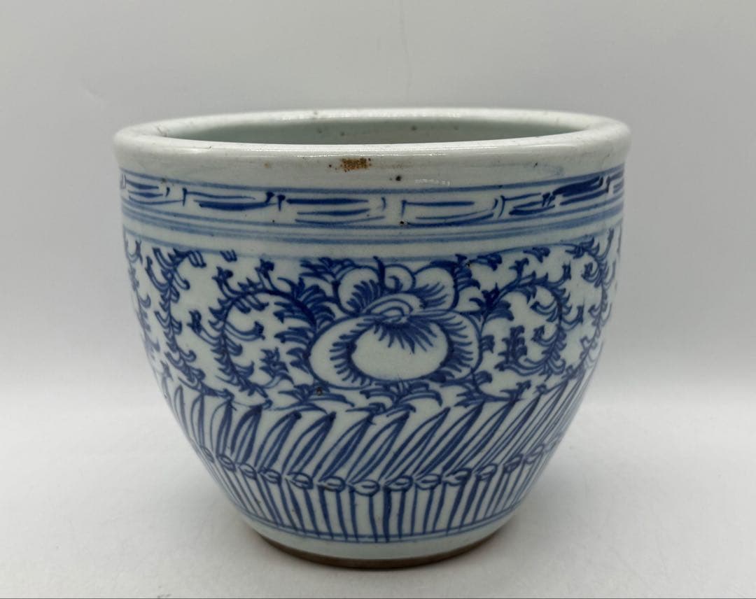 中国　清時代　染付　蓮紋巻缸　書斎用　送料込み251104