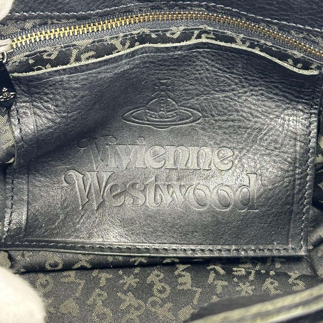 【ヴィヴィアンウエストウッド】ヌーロック オーブ ハンドバッグ スタッズ レザー