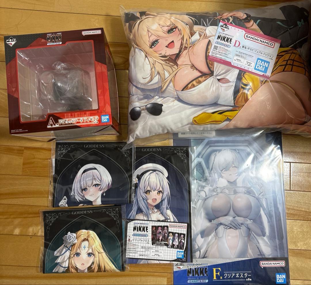 わ*！様 勝利の女神　NIKKE CHAPTER 6 ラピ　フィギュアクッション