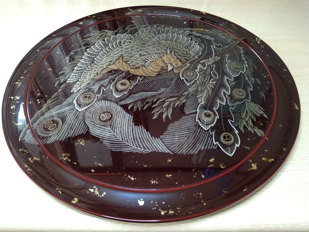 輪島塗沈金「八方睨み鳳凰図」会席盆