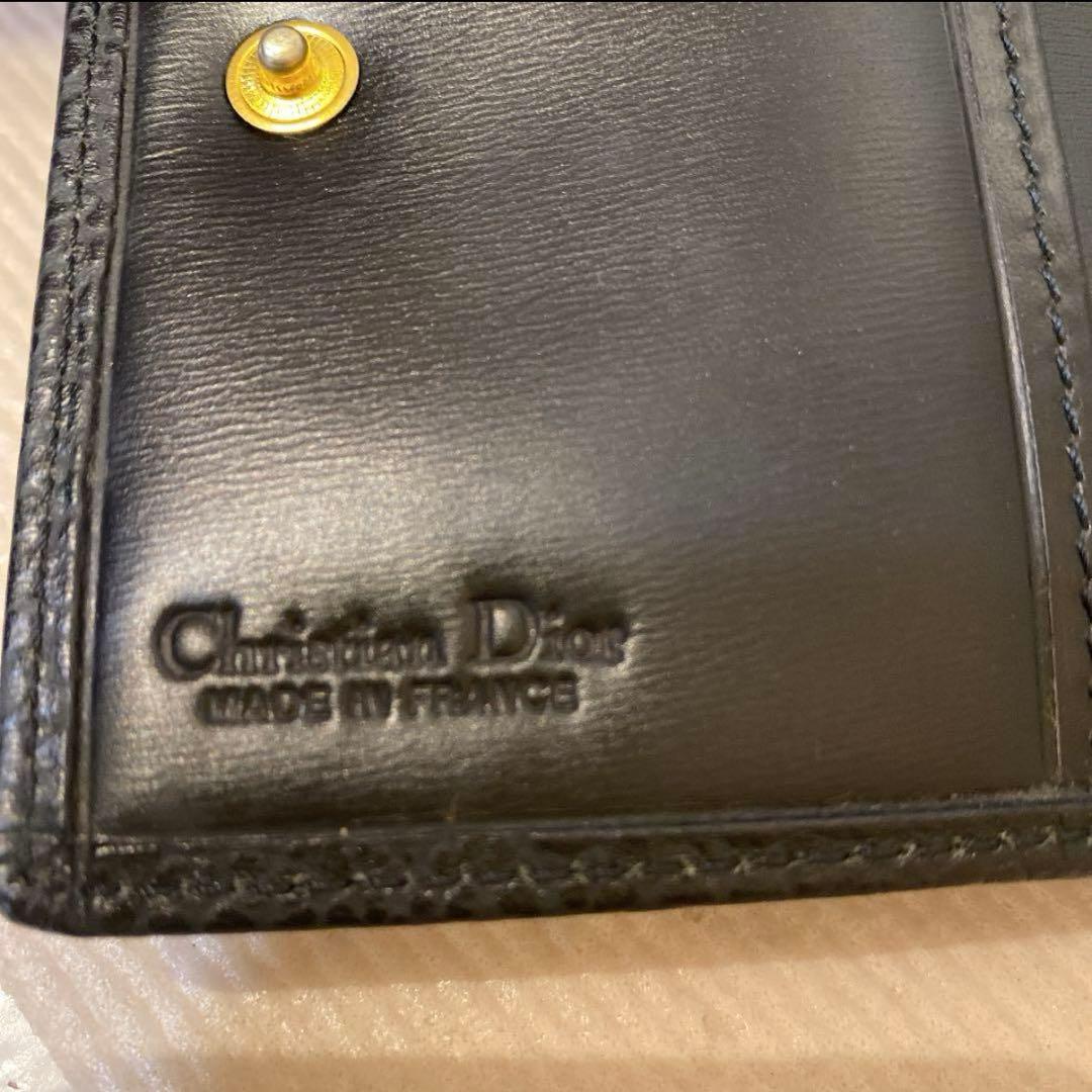 本日のみ限定値下げ中！クリスチャンディオール二つ折り財布