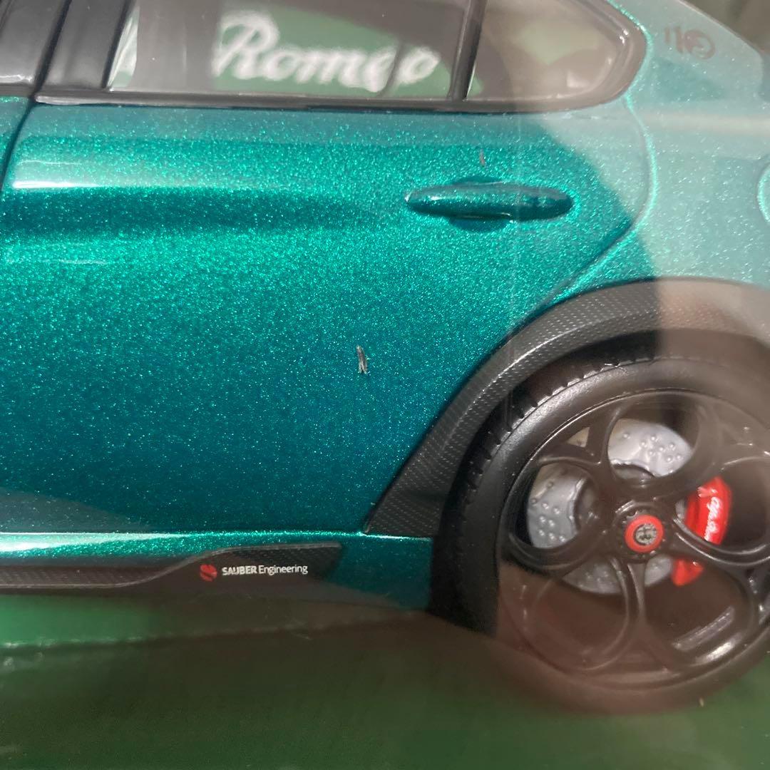 ☆burago Alfa Romeo Giulia GTA 1/18☆