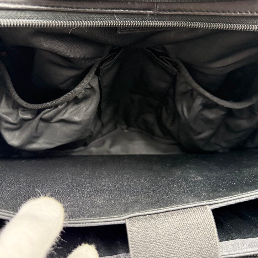 TUMI キャリーケース　オールレザー ビジネスバッグ 2way 機内持込み可