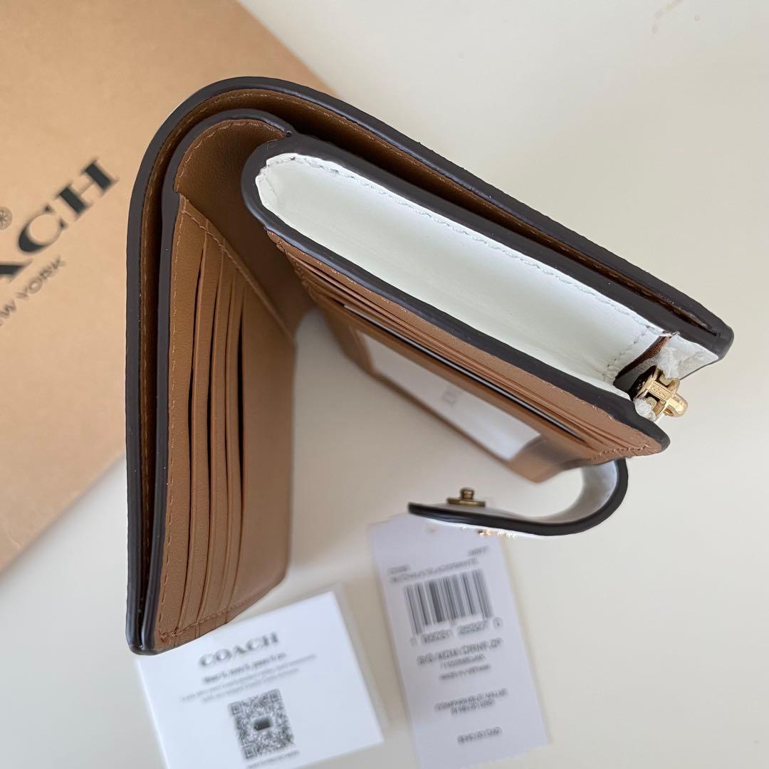 COACH コーチ　折り財布　シグネチャー チョーク　ホワイト　白色二つ折り財布