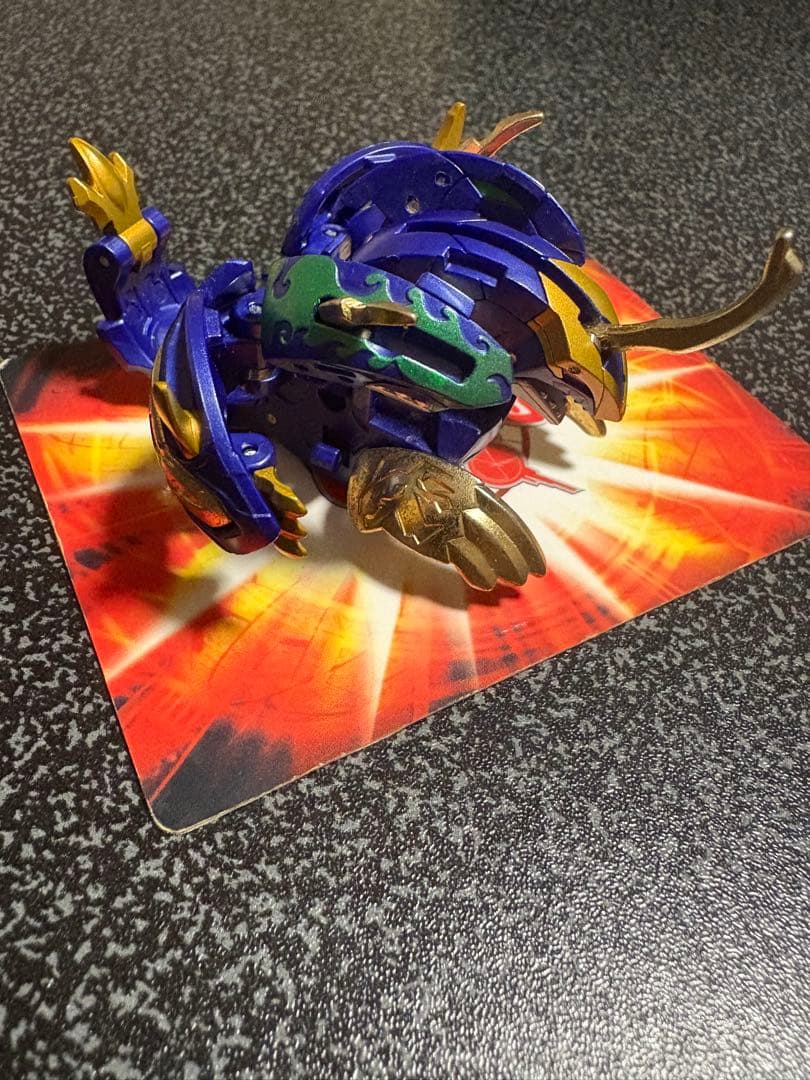 貴重　爆丸　滅ホロヴォス　710G