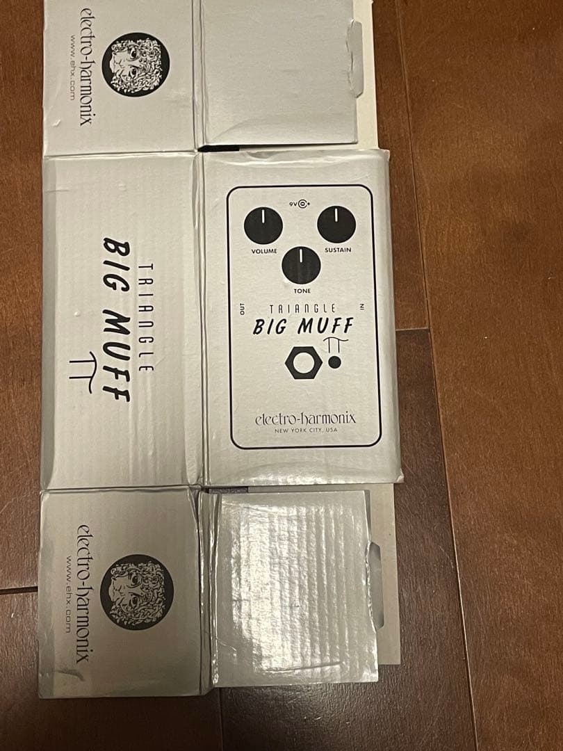 Electro-Harmonix Triangle Big Muff Pi 箱付