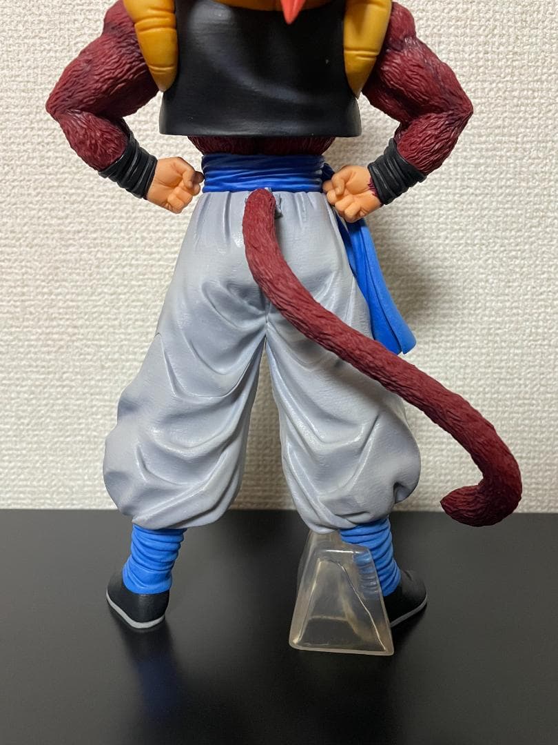 グレイテストサイヤン ゴジータ、悟空、ベジータ3体セット➕GTロゴフィギュア