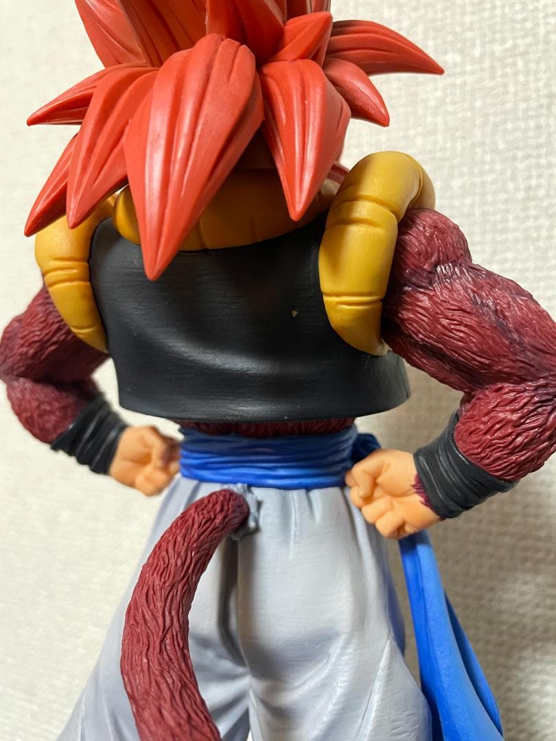 グレイテストサイヤン ゴジータ、悟空、ベジータ3体セット➕GTロゴフィギュア