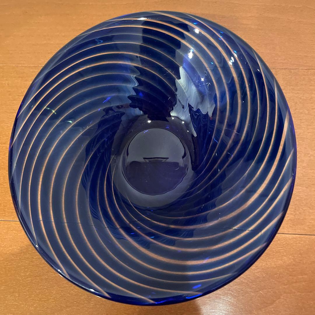 青色 渦巻き模様 ガラスボウル フィンランドの作家さんものです
