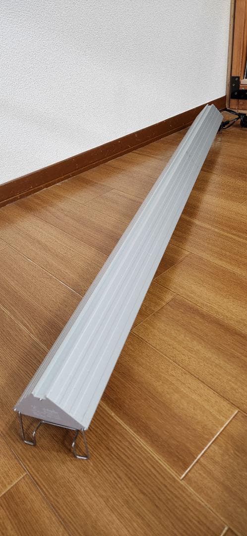 レクシィ　アクロ TRIANGLE LED BRIGHT 1200