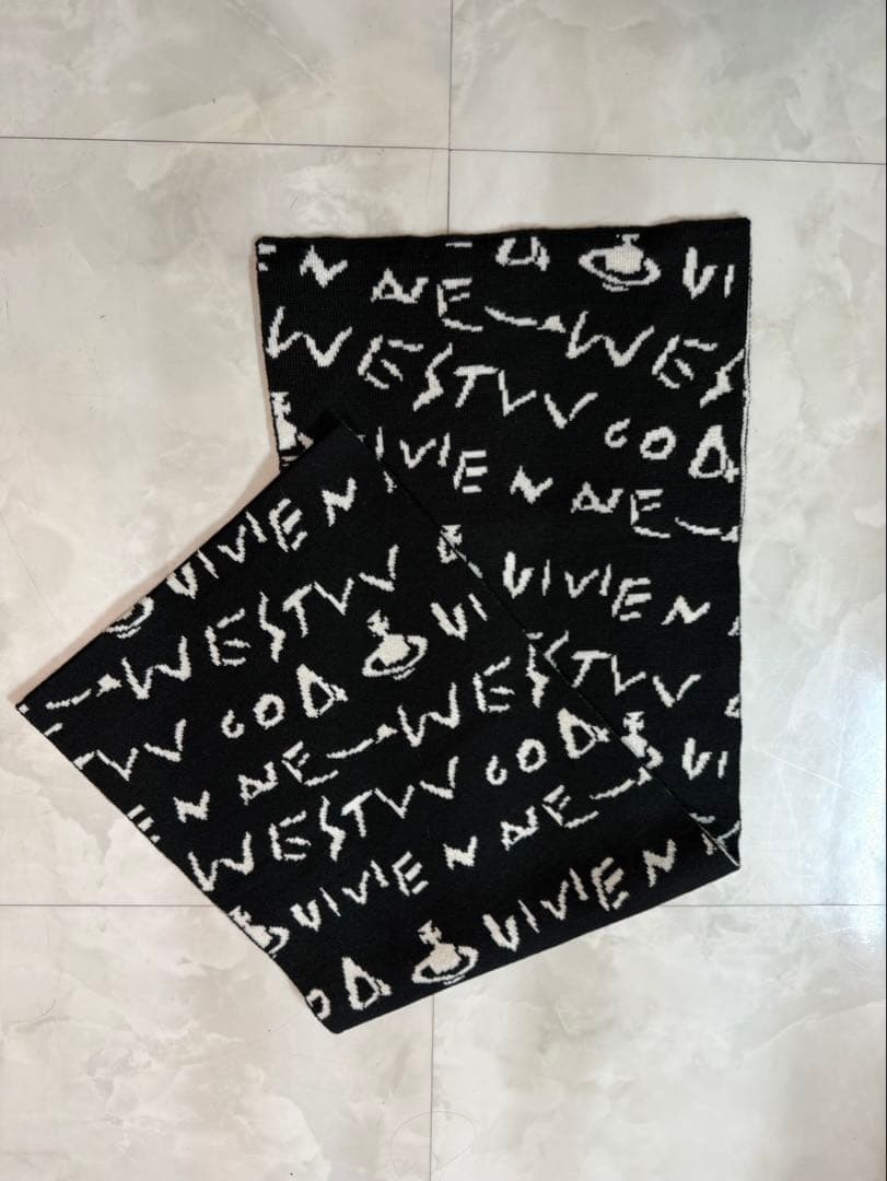 Vivienne Westwood 総柄マフラー ブラック×ホワイト オーブ柄