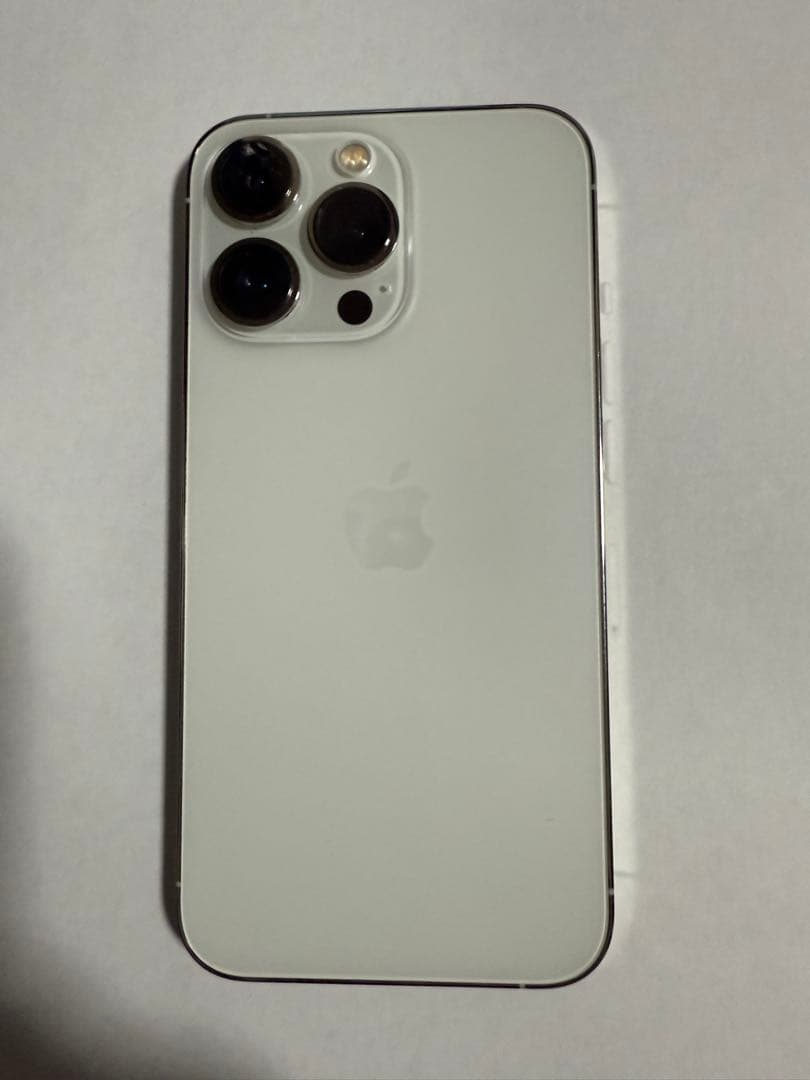 Apple iPhone 13 Pro シルバー 本体　ジャンク品