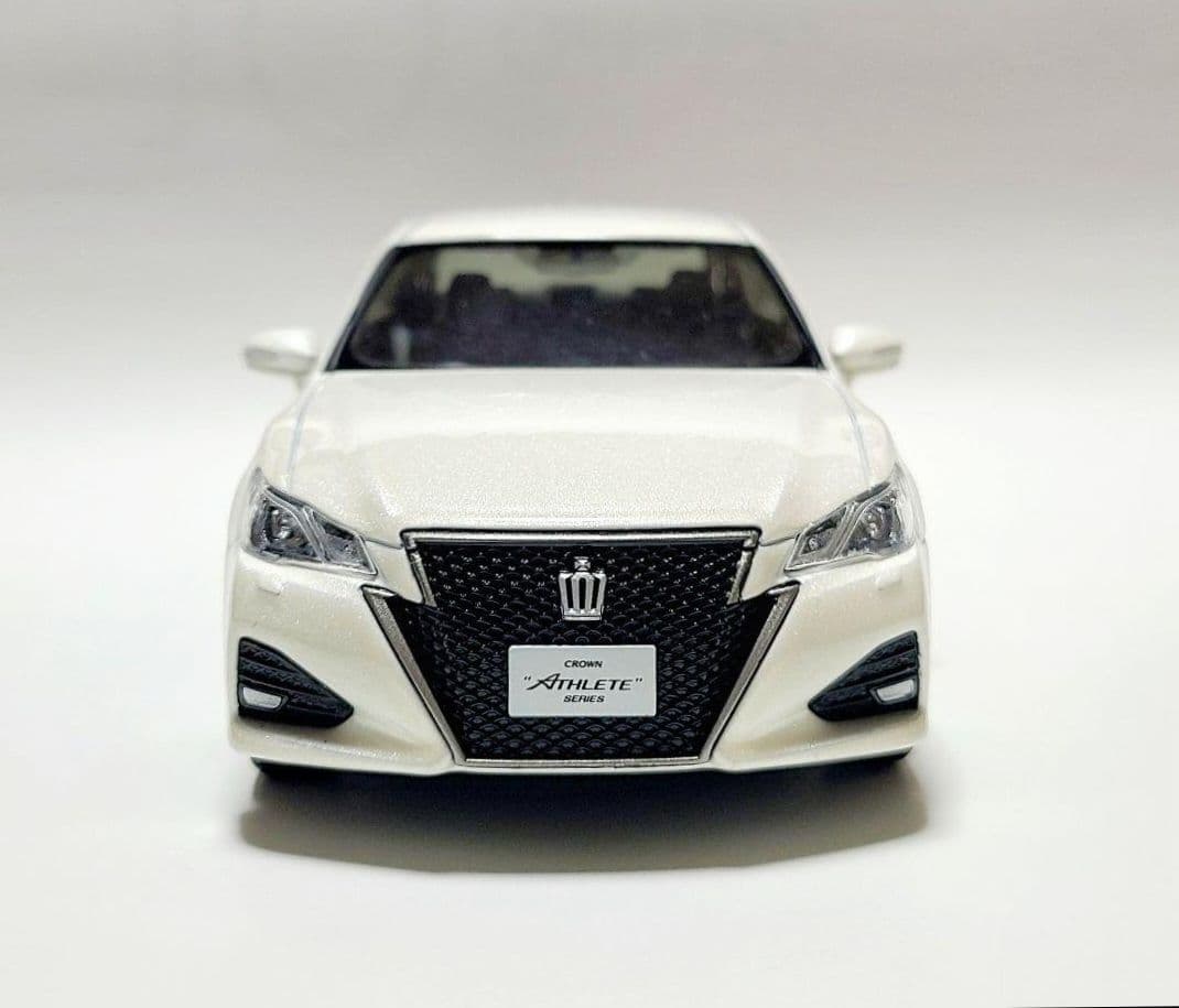 トヨタ 210系クラウンアスリートG後期 カラーサンプル