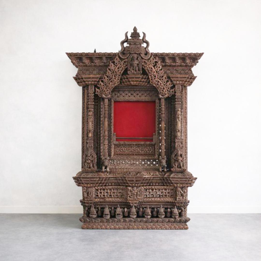 ピーコックウィンドウ　アジア伝統様式の壁掛け型フレーム