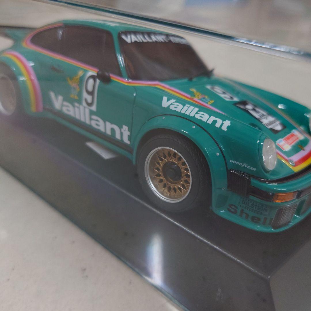 京商ミニッツ Porsche 934 RSR Turbo（Vaillant）