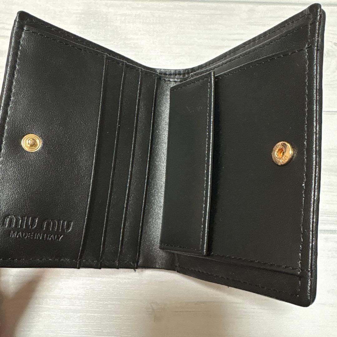 miumiu マテラッセ レザーカードケース ミニ財布