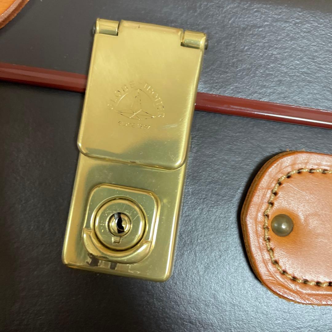 グローブトロッター キャリーケース 2輪 機内持ち込み　ブラウン　スモール