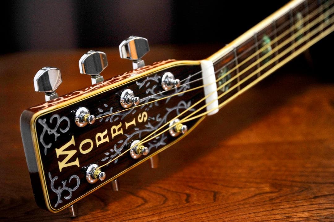 ★MORRIS Wシリーズの華やかな場面で演出を高める【彫刻装飾ギター】