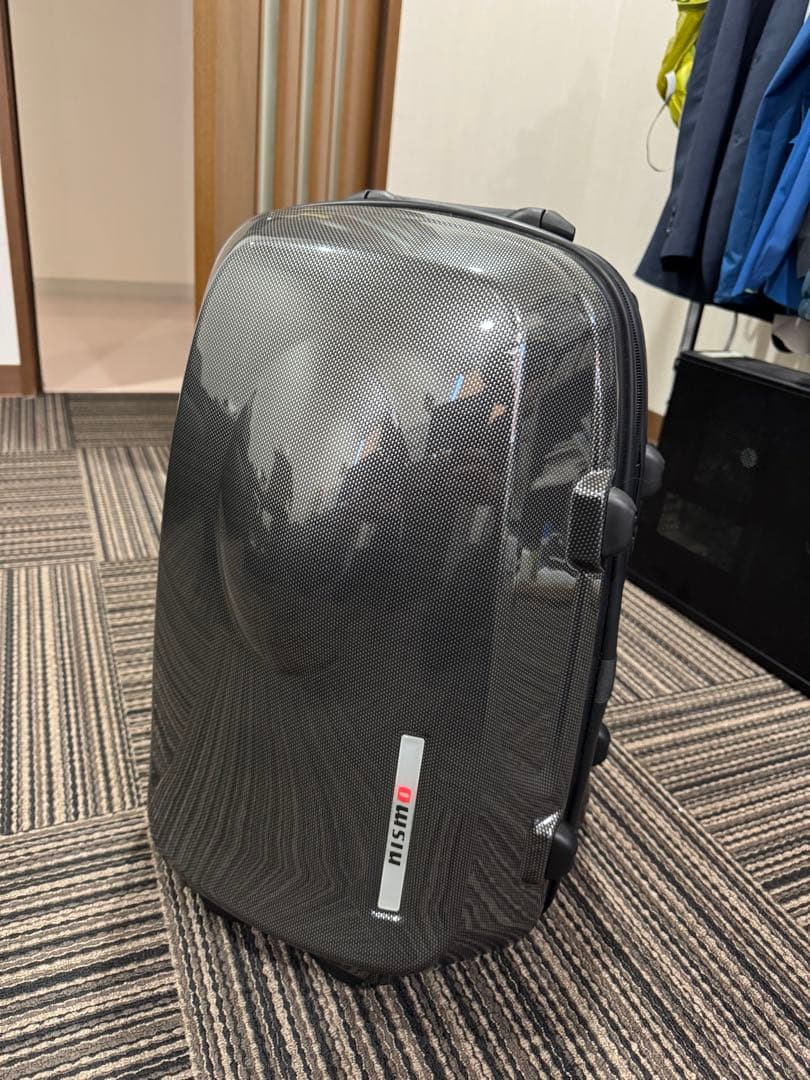 NISMOレーシングトロリーバック カーボン調