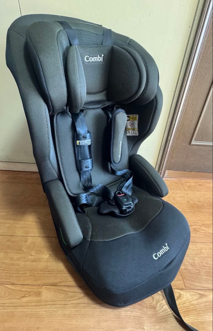 コンビ　ジョイトリップ アドバンス ISOFIX エッグショック SA