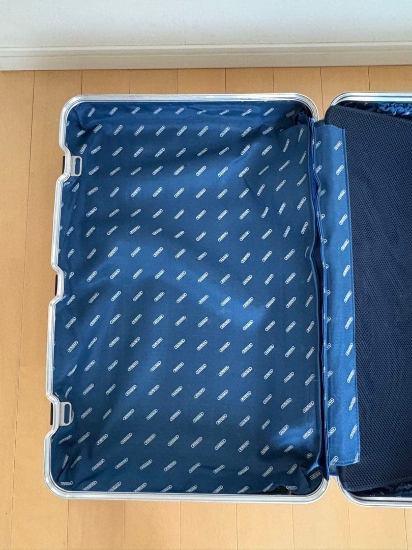 難ありRIMOWA　スーツケース　トパーズ　クラシック　No.6228　シルバー