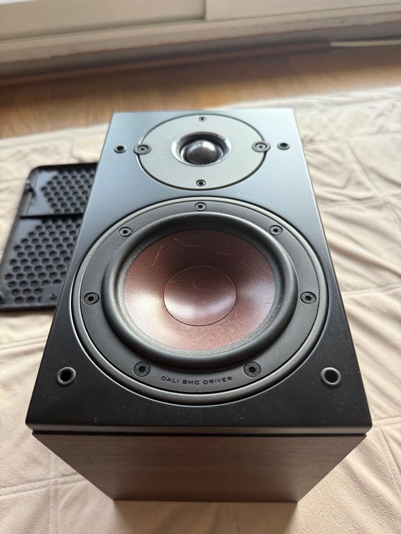 DALI OBERON 1 DW (ダークウォルナット) 元箱付き